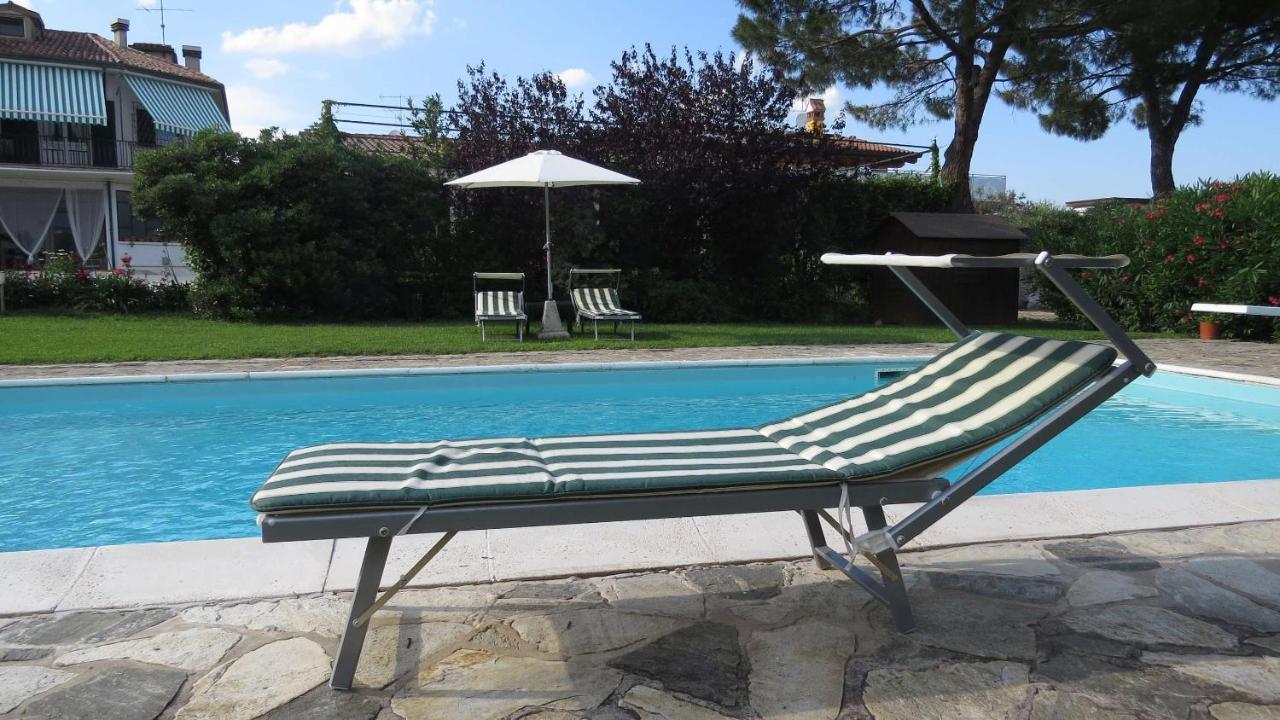 Il Gelso Di Barcuzzi Bed and Breakfast Lonato Εξωτερικό φωτογραφία