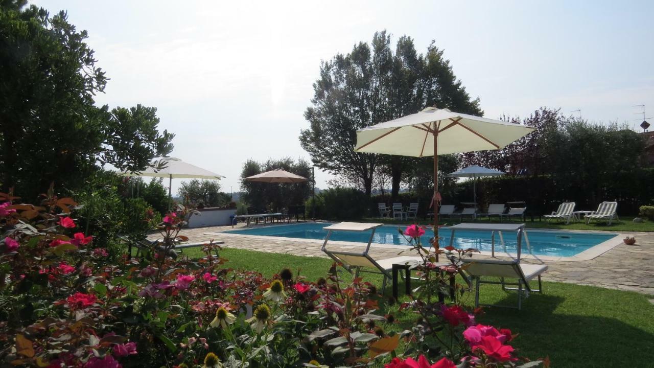 Il Gelso Di Barcuzzi Bed and Breakfast Lonato Εξωτερικό φωτογραφία