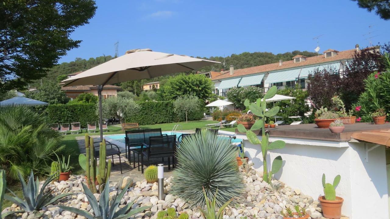 Il Gelso Di Barcuzzi Bed and Breakfast Lonato Εξωτερικό φωτογραφία
