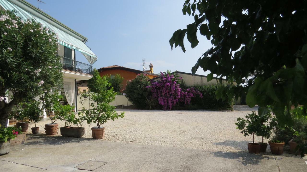 Il Gelso Di Barcuzzi Bed and Breakfast Lonato Εξωτερικό φωτογραφία